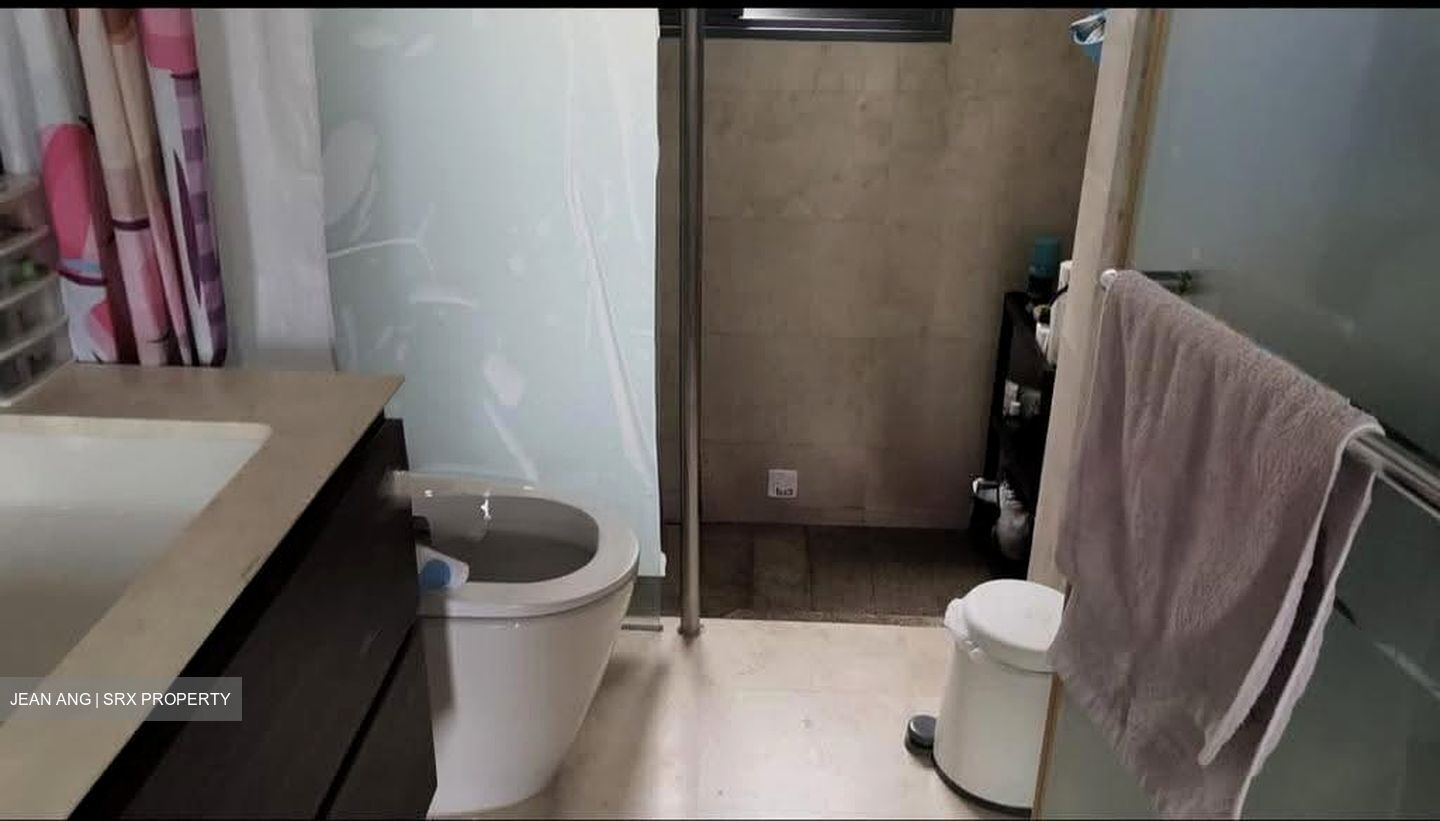 Waterfront Isle (D16), Condominium #609116071